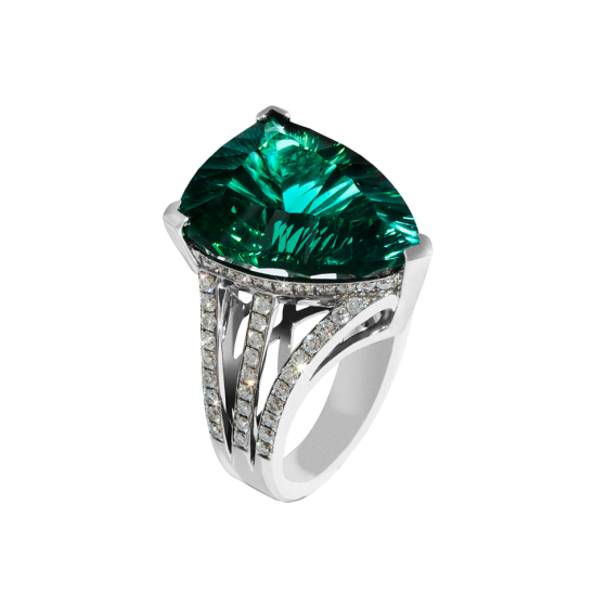 SEA OF LOVE Ring sea of love green tourmaline 15.73 carat and diamonds 750/000 white gold crafted unique jewelry iconic design timeless treasure