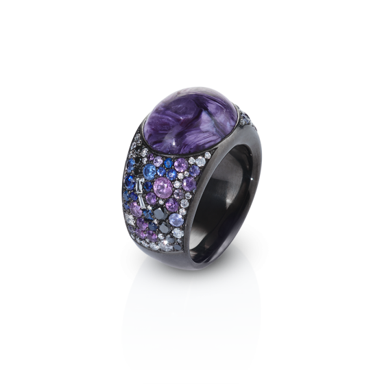 CHAROITE Ring Charoitring Saphirring Diamantring mit Charoit Diamanten und Saphiren gefasst in schwarz rhodiniertem Weißgold Charoit-Saphir-Diamant-Goldring Lila-ring violettring violetter-ring Damenring Ladyringe 