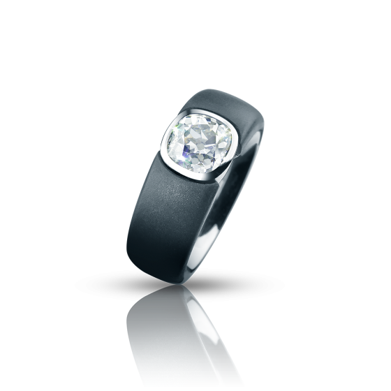 SQUARE Ring diamond-ring with diamonds of 1.09 carats in platinum Indian ebony-encased-diamond-rign diamond-gold-ring ebony-rings platinum-rings diamond-platinum-ring ebony diamond gold ring
